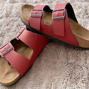 Maroon Birkenstock, size 39 (8-8.5)
